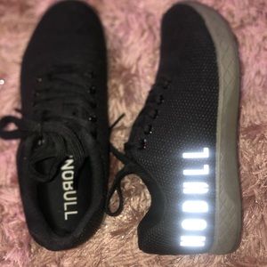 No bulls athletic shoe